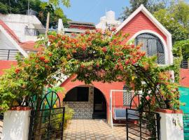 HOSTEL LIVHUB- Perfect stay for working professionals in Viman Nagar, Hotel in Pune