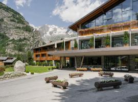 Grand Hotel Courmayeur Mont Blanc, by R Collection Hotels, hotel v destinaci Courmayeur
