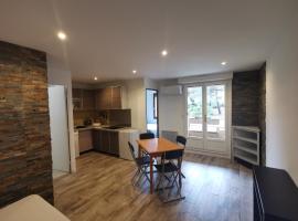 Le charme de l'intimité et jeux de rôles, hotel in Sainte-Maxime