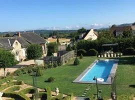 Maison mitoyenne charme XIXe avec jardin en Dordogne - FR-1-616-195