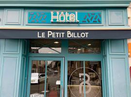 Hôtel Le petit billot, hotel v destinaci Vitré