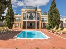 Casa da Vigia - waking up in front of the sea