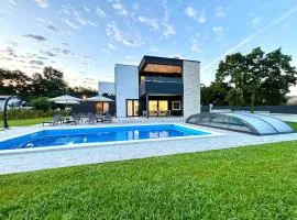 Villa Dell Re by Istrialux