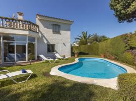 Holiday Home Serge by Interhome, ξενοδοχείο σε Cambrils