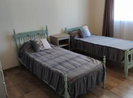 La Guarida, hotel in Pergamino