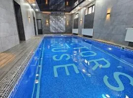 Hectors Hotel