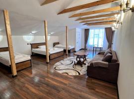 FlowerHouse, hotel i Karakol