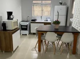 Apartamento 2 qtos lado aeroporto