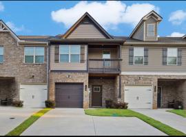 3bed townhouse in McDonough GA、マクドノーのホテル