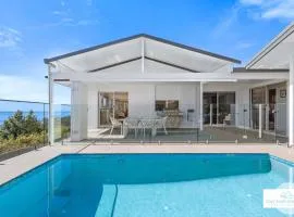 Vista Port Stephens - Luxurious Coastal Retreat