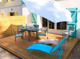 Maison charmante à Mimizan Plage pour 5 pers, proche océan et commerces - FR-1-50-115, hotel in Mimizan