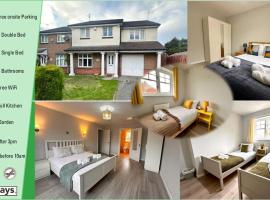 Spacious 4 Bed House with parking in Wolverhampton, ξενοδοχείο σε Fallings Park