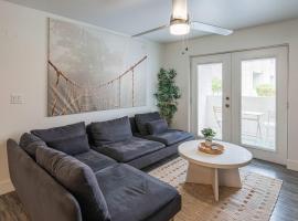 Relax in the Heart of Tempe, hotel v destinaci Tempe