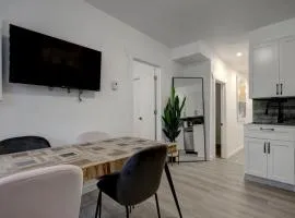 Stylish 4BR Unit Near Plateau and DT MTL