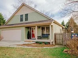 1 Mi to Dtwn Black Mountain Home with Patio and Yard