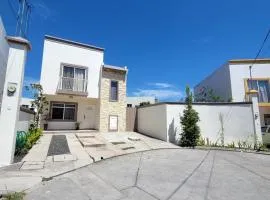 Casa el Roble Oeste, Minimalist