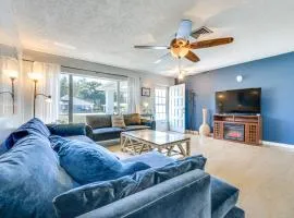 14 Mi to Legoland Haines City Retreat with Yard!