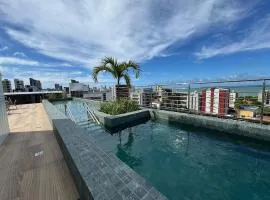 Apto com quarto e sala super varanda e vista AH705