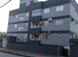 Apê aconchegante