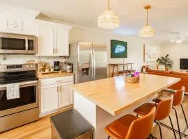 Sunset Suite Central to I75 airport & downtown