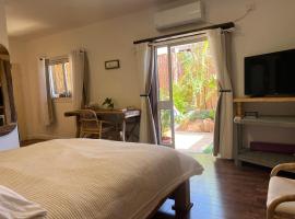 Unique Suite In Eilat, hotel v destinaci Eilat