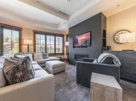 Iron Horse Lodge South 302 by East West Hospitality