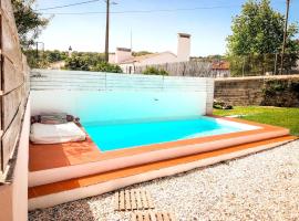 Casa do Lado, hotel in Reguengo