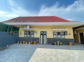 D'Dalem Kadipaten Homestay, ξενοδοχείο στη Γιογκιακάρτα