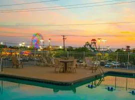 Stunning Studio with community pool just steps to Beach and Boardwalk!