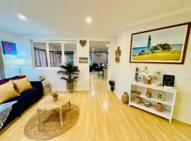 Ocean Breeze Family Getaway - Short drive to Beach, Wineries, Kids Golf & Adventure Park