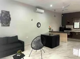 Dina's apartment, a charming place with Tina