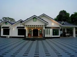 The Mountain Nest-Luxurious Retreat