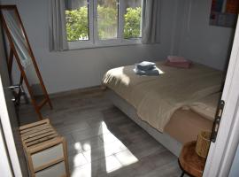 Gatelouzou Apartments, hotel v destinaci Mytiléna