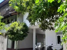 Sunil's Hostel & Guest House