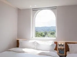 LIVIN Hotel
