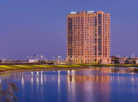 Hilton Al Khobar King Fahd Causeway, hotel s parkirali&scaron;tem u Al Khobaru