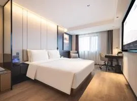 Atour Hotel Dalian Donggang Business District Harbor Plaza