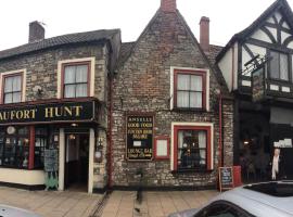 The Beaufort Hunt, hotel Chipping Sodburyben