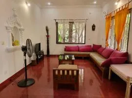 Villa de Colas