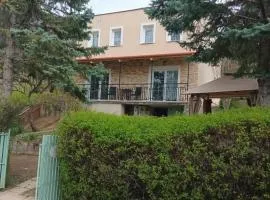 Villa Evetes