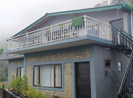 Birds Hill View Homestay, hotel v destinaci Nainital