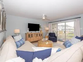 Tranquil 2-Bedroom Condo in Hidden Bay Relax & Enjoy Bay Views