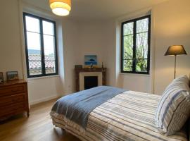 Maison 1880, alojamiento con cocina en Annonay