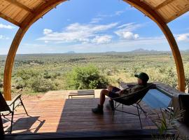 LEOPARD'S VIEW MOUNTAIN VILLA @ Steinheim Game Farm & Camping, hotel di Prospect