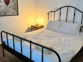 Lana's Guest House