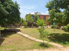 Retreat & Training Centre Limited, hotel v mestu Barikin Jirga Summa