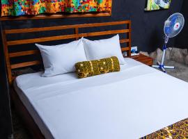 Murchison Palace, pet-friendly hotel in Pakwach East