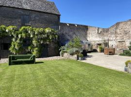 Starling House, hotel in Chillington