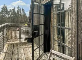 Lovely Home In Lärbro With Wifi