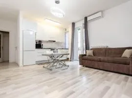 Lugano S&S Home, moderna e tranquilla, vicino al Centro di Milano, con parcheggio gratuito esterno
